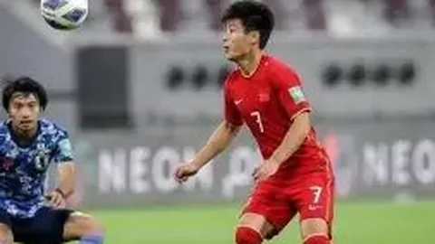 贾静雯携夫共庆20岁女儿梧桐妹生日，温馨三人照曝光